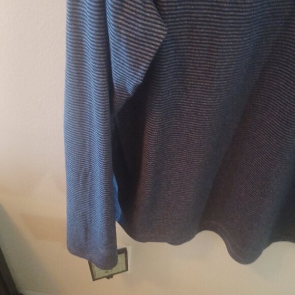 Layer 8 Performance Quick Dry Blue Striped Long Sleeve V Neck Mens Tunic XL - Picture 2 of 5